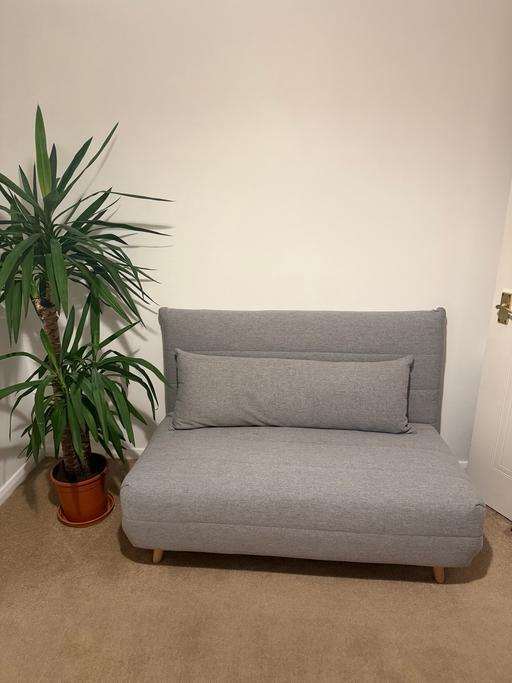 Buy & Sell Central London Aldgate - Central London - Photos for Good As New Futon - Great Price