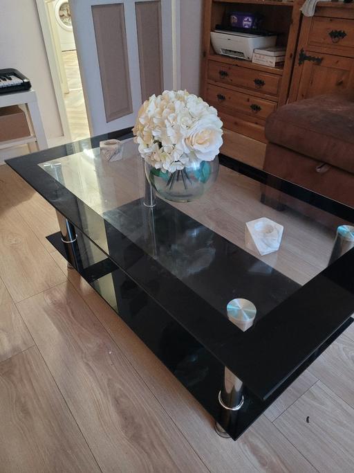 Buy & Sell West Midlands Birmingham - Photos for glass coffee table