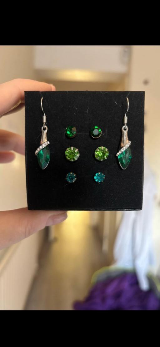 Buy & Sell South West London Norbury - South West London - Photos for New 4 pairs of earrings 