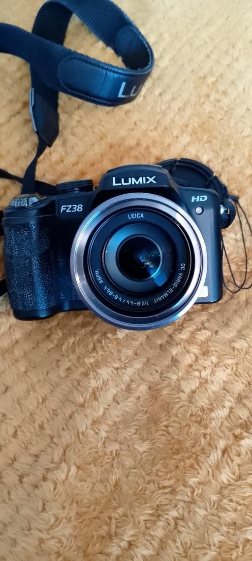 Buy & Sell South Yorkshire Sheffield - Photos for Lumix FZ38 Bridge camera.Great condition