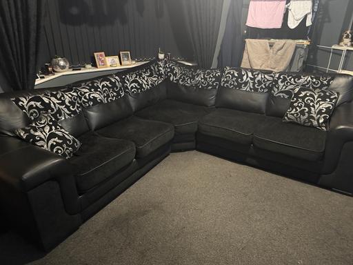 Buy & Sell Staffordshire Stafford - Photos for Black coth and leather corner sofa