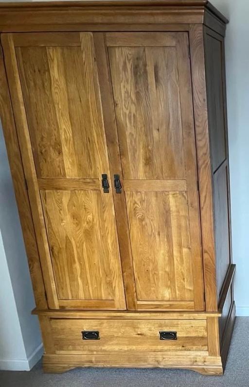 Buy & Sell North Yorkshire Barkston Ash - North Yorkshire - Photos for Solid oak double wardrobe