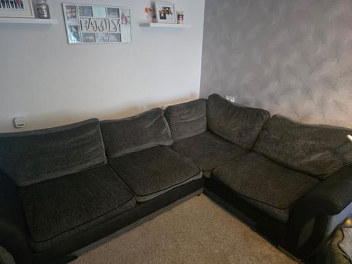 Buy & Sell Leicestershire Leicester - Photos for corner sofa and cuddle chair