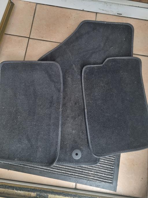 Vehicles Worcestershire Redditch - Photos for car mats