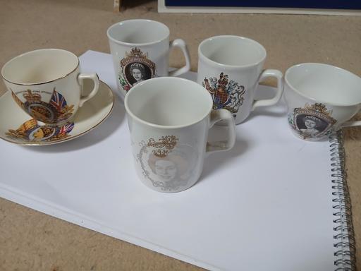 Buy & Sell Kent Thanet - Photos for HM QE SILVER JUBILEE SET