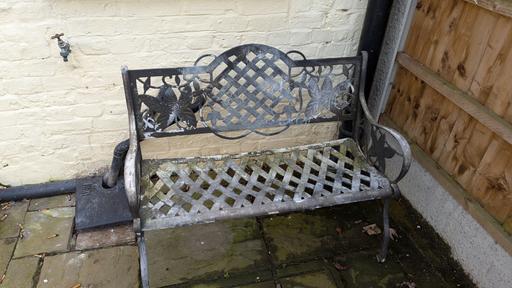 Buy & Sell Essex Chelmsford - Photos for Metal iron garden bench in solid condition