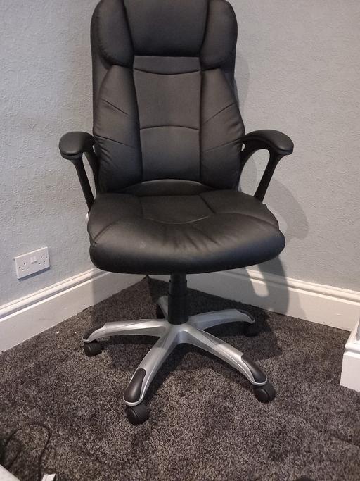 Buy & Sell Lancashire Blackburn with Darwen - Photos for Gaming chair