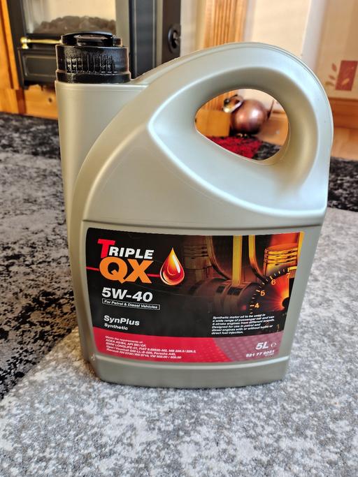 Vehicles West Yorkshire Wakefield - Photos for Engine oil Triple QX 5w-40 synthetic plus