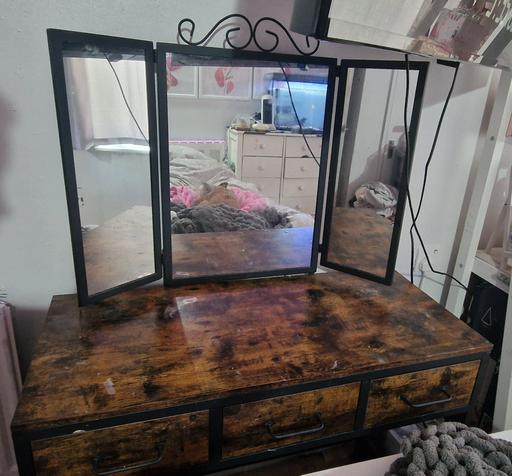 Buy & Sell South West London Sutton - Photos for vanity dressing table