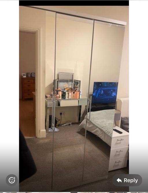 Buy & Sell Derbyshire Erewash - Photos for 3 door mirror wardrobe with white sides