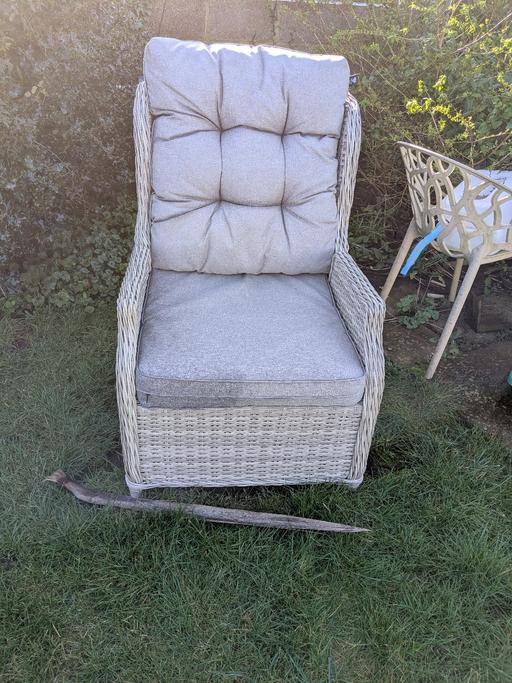 Buy & Sell Dorset Bournemouth, Christchurch and Poole - Photos for outdoor garden sofa and chairs and cushions