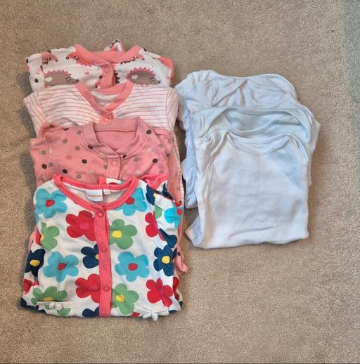 Buy & Sell Nottinghamshire Nottingham - Photos for Baby Girl Sleepsuit & Bodyvest Bundle 3 - 6 m