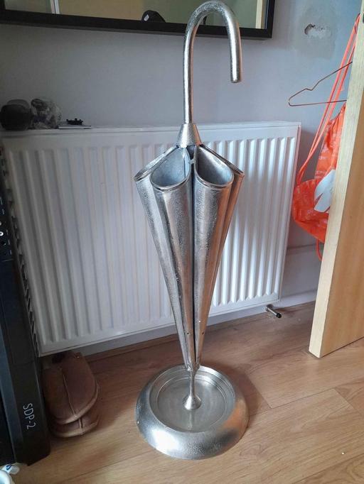 Buy & Sell South East London Kennington - South East London - Photos for Silver Nickled Aluminium Umbrella Stand