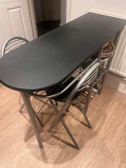 Buy & Sell North West London Kensal Green - NW6 - Photos for Black breakfast bar with two stools