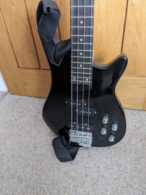 Buy & Sell Worcestershire Wyre Forest - Photos for Base guitar with case