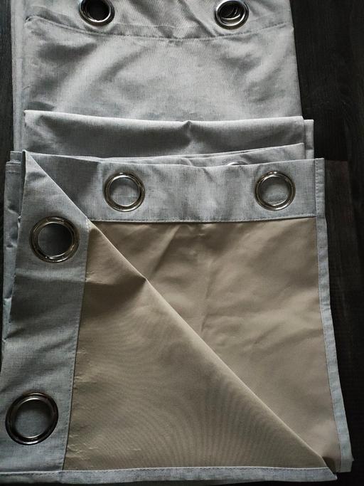 Buy & Sell South Yorkshire Doncaster - Photos for Silver grey blackout eyelet curtains