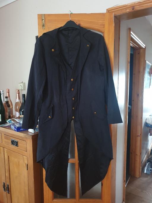 Buy & Sell Essex Rochford - Photos for men's black tailcoat