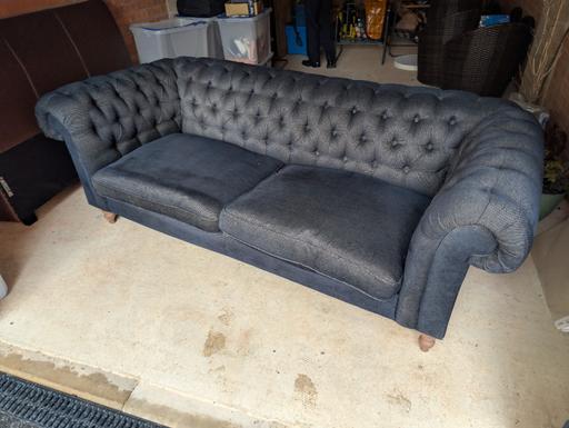 Buy & Sell Nottinghamshire Bassetlaw - Photos for Chesterfield Sofa w/Storage Footstool