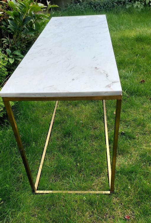 Buy & Sell Surrey Woking - Photos for White marble coffee table with brushed gold