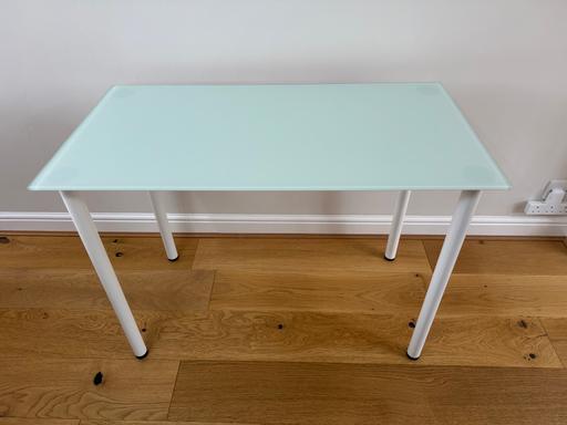 Buy & Sell Hertfordshire East Hertfordshire - Photos for Glass table desk/craft table