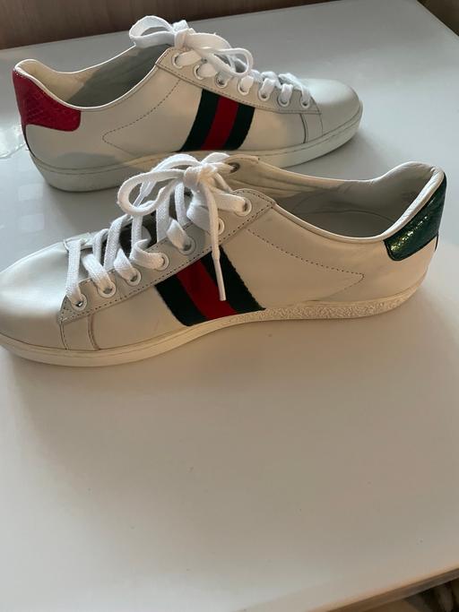 Buy & Sell East London South Quay - East London - Photos for Gucci Trainers