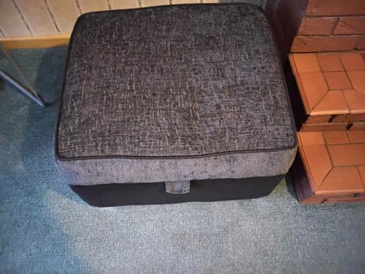 Buy & Sell West Midlands Birmingham - Photos for DFS LARGE FOOT STOOL WITH STORAGE COMPARTMENT