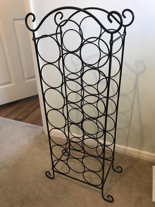 Buy & Sell Kent Maidstone - Photos for Stylish free standing metal wine rack