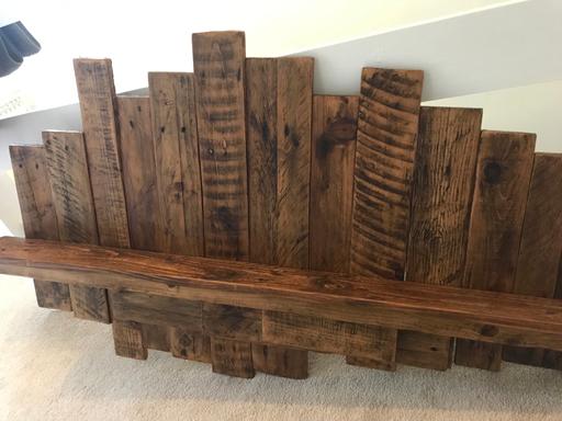 Buy & Sell Kent Maidstone - Photos for Rustic wood plank wall shelf