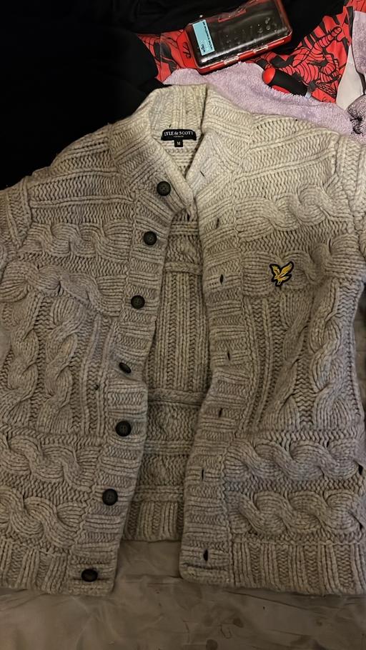 Buy & Sell South East London Waddon - Croydon - Photos for Lyle & Scott wooly cardigan