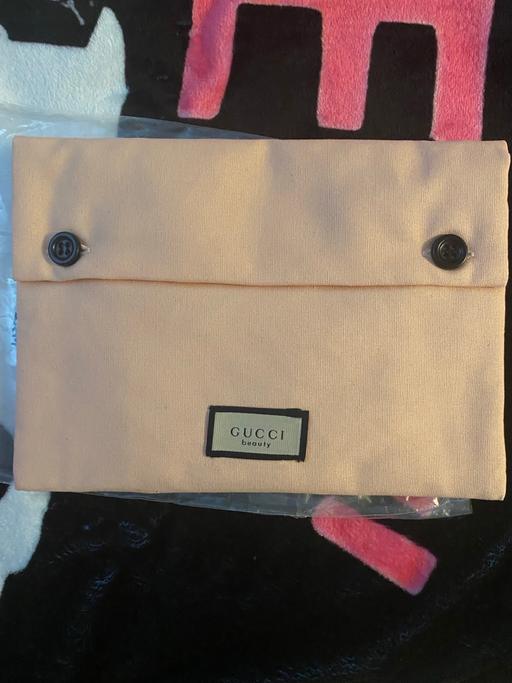 Buy & Sell Mid and East Antrim Larne - Mid and East Antrim - Photos for Gucci pouch new