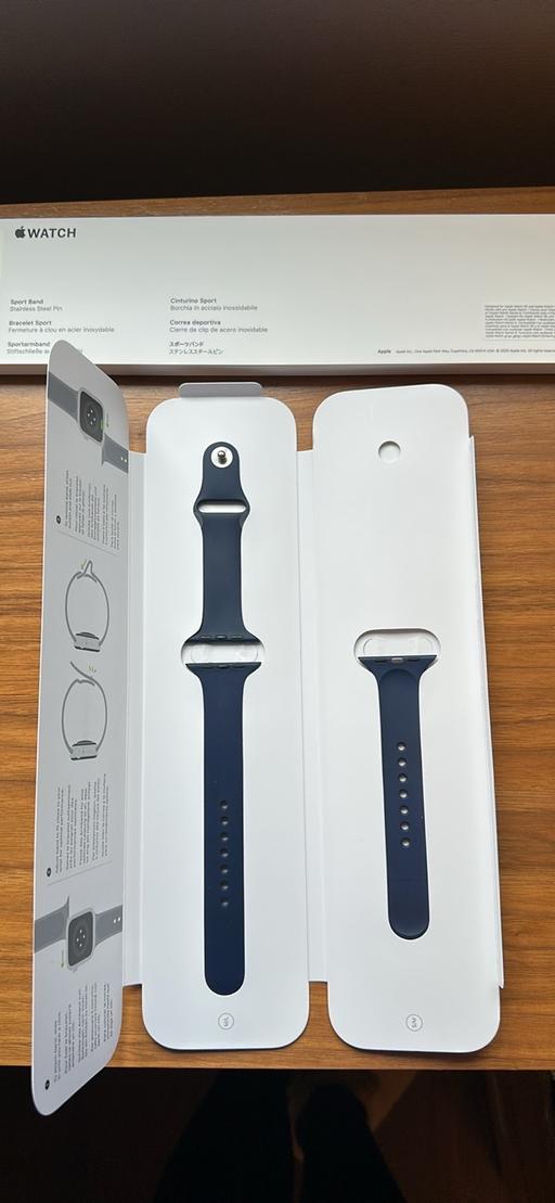 Buy & Sell Surrey Elmbridge - Photos for iWatch Sport Band Deep Navy 44mm S/M + M/L