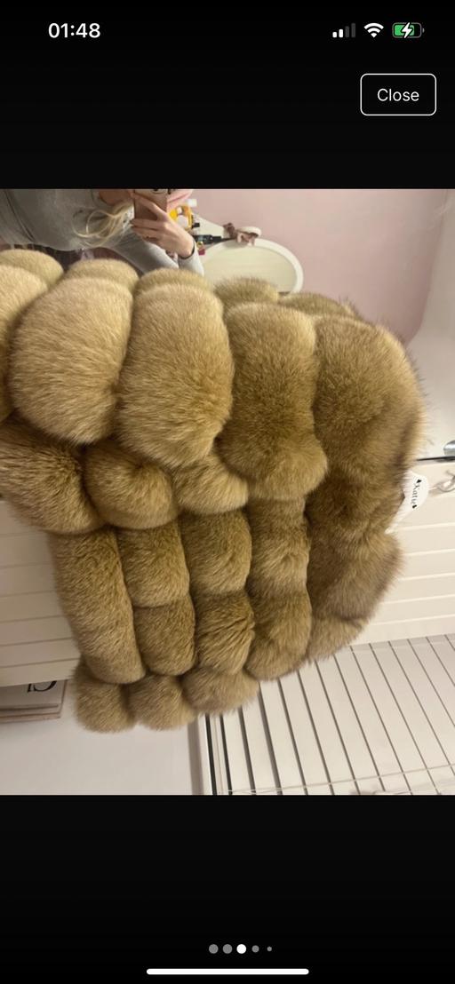 Buy & Sell Essex Southend-on-Sea - Photos for Five row fur coat