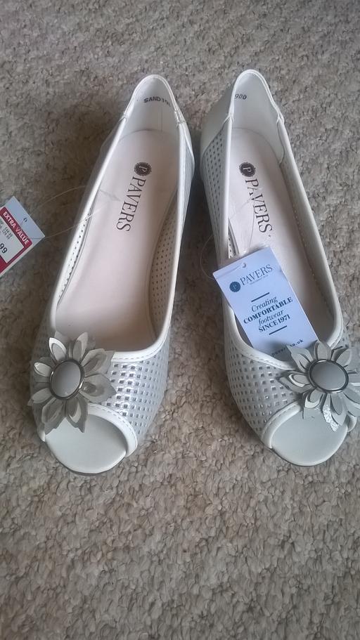 Buy & Sell Lancashire Ribble Valley - Photos for PAVERS WHITE WEDGE SHOES RRP £45 FREE POST