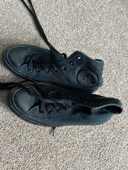 Buy & Sell Gloucestershire Stroud - Photos for Black Converse Trainers