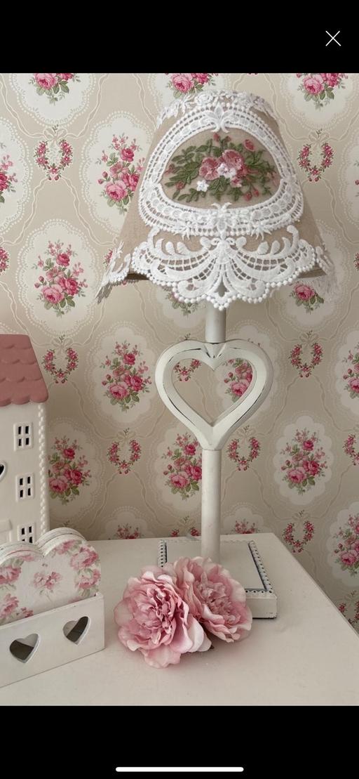 Buy & Sell West Northamptonshire Moulton Park Industrial Estate - West Northamptonshire - Photos for Shabby Chic pretty lace heart table lamp