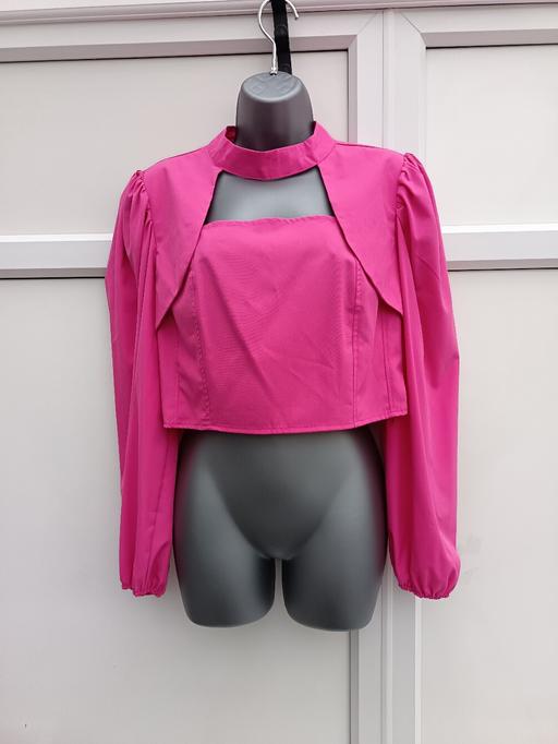Buy & Sell West Midlands Sandwell - Photos for This ladies pink crop top from New Look is a