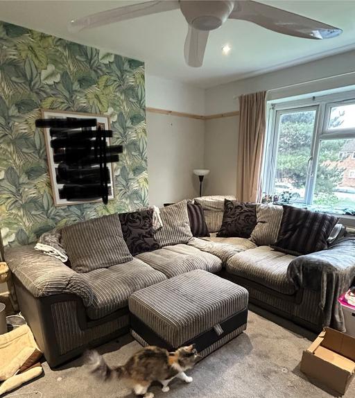 Buy & Sell South West London Kingston upon Thames - Photos for L shape sofa and storage footstool