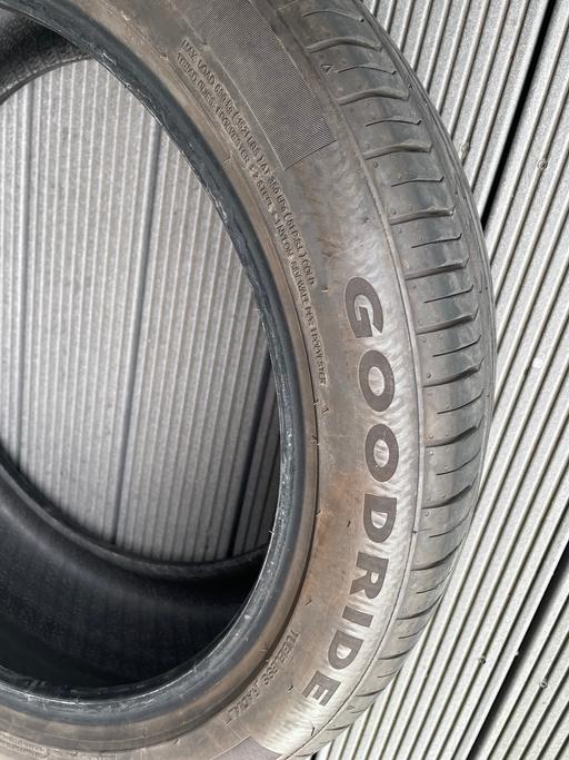 Vehicles East London East India - East London - Photos for Goodyear Tyre 225/45R/18 95W