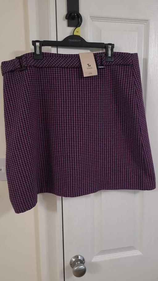 Buy & Sell Barking and Dagenham Dagenham - RM9 - Photos for Ladies Skirt