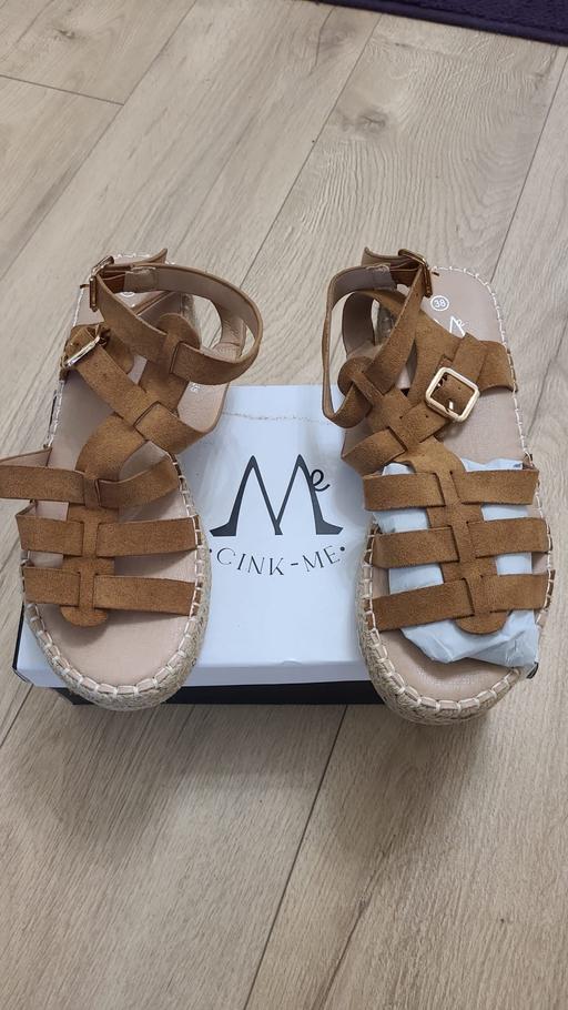 Buy & Sell Barking and Dagenham Dagenham - RM9 - Photos for Ladies Sandals