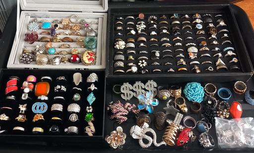 Buy & Sell Merseyside Saint Helens - Photos for Amazing costume jewellery ring collection