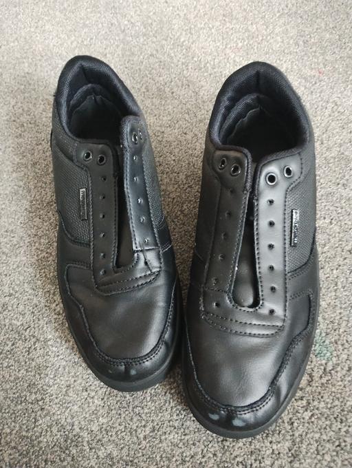 Buy & Sell Barking and Dagenham Rush Green - Barking and Dagenham - Photos for McKenzie black trainers adult size 6