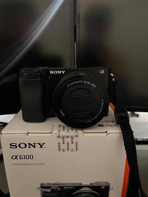 Buy & Sell North London Stamford Hill - North London - Photos for Sony a6100 with lens