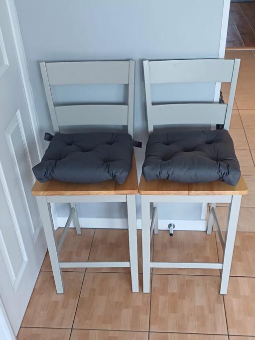 Buy & Sell Essex Colchester - Photos for 2 Bar Stools with Cushions