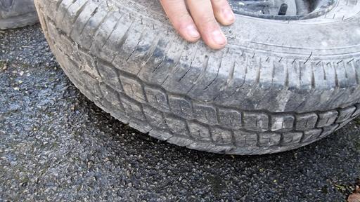 Vehicles West Midlands Walsall - Photos for 2 x tyres on steels 175 r13c