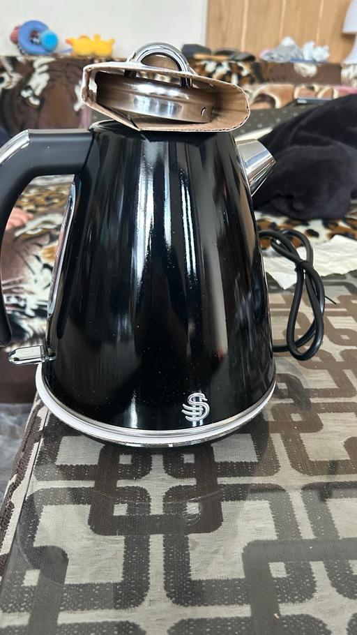 Buy & Sell Peterborough - Photos for Swan Retro kettle