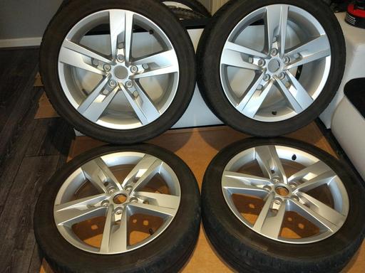 Vehicles West Midlands Sandwell - Photos for Car alloys 17 inches with tyres