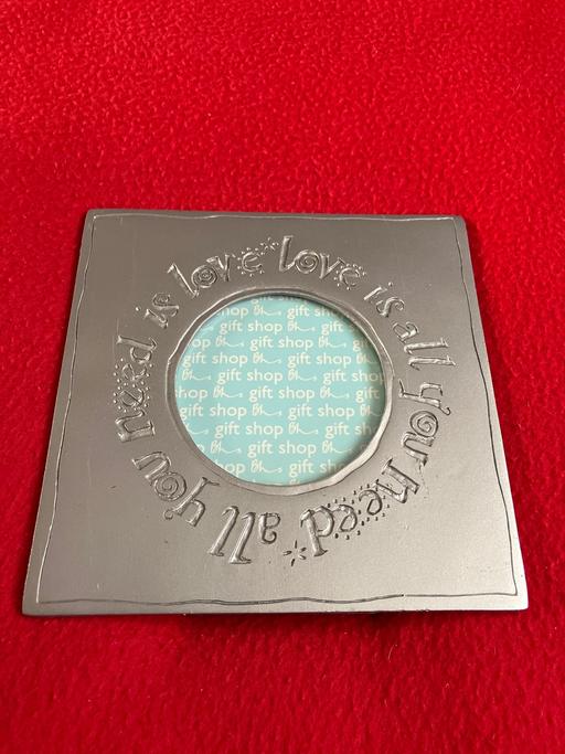 Buy & Sell West Midlands Sandwell - Photos for Photo Frame - frame measures 5.5 x 5.5 inches