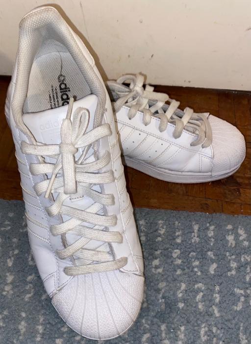 Buy & Sell West London Hammersmith - West London - Photos for Adidas Superstar - White - Size 9.5