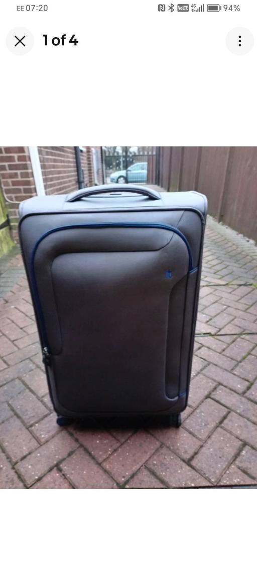 Buy & Sell South Yorkshire Rotherham - Photos for It Suitcases